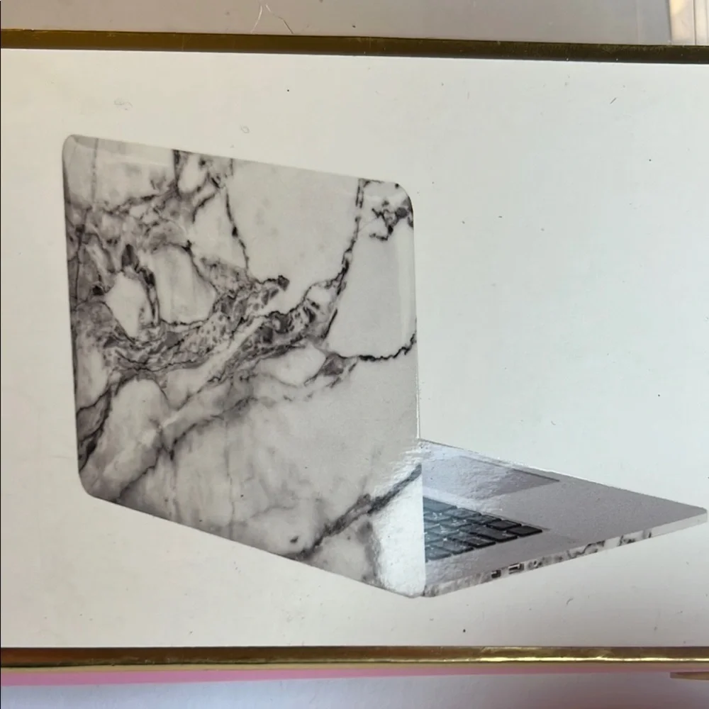 Marble Gray & White MacBook Pro Laptop Cover – Protective Hard Shell Case